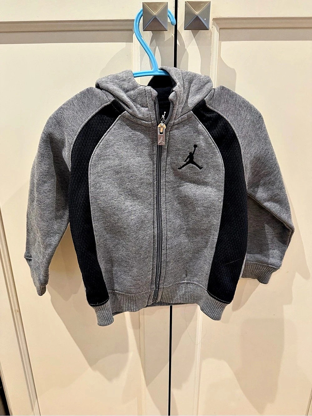 Jordan Jumpman Full Zip Hoodie Gray & Black Size 2-3t